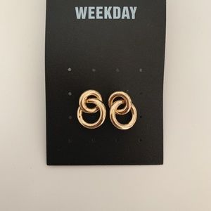 WEEKDAY Gold Earrings